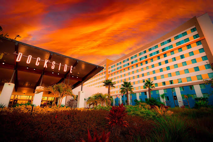 Endless Summer — Dockside Inn